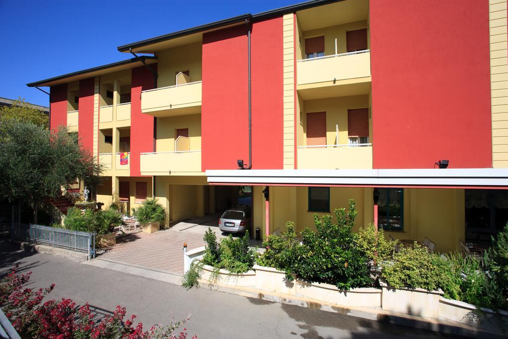 Elisabetta Hotel Cesenatico Dış mekan fotoğraf
